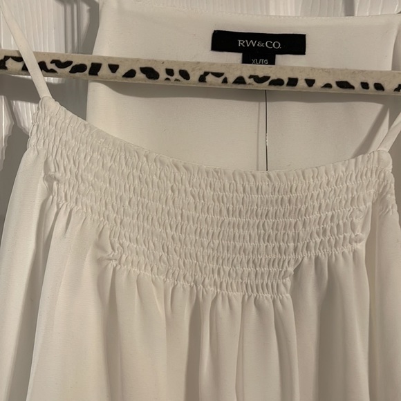 Off White Cami with Tags XL - Picture 2 of 5